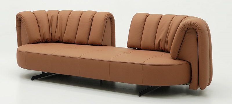 Modern Recliner Sofa with Sculptural Pleated Backrest – High Back
