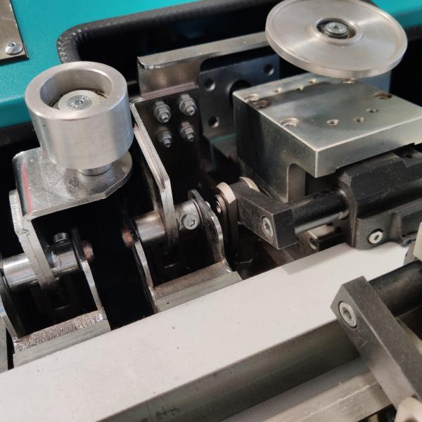 Horizontal Double Glazing Entry Level Butyl Rubber Machine