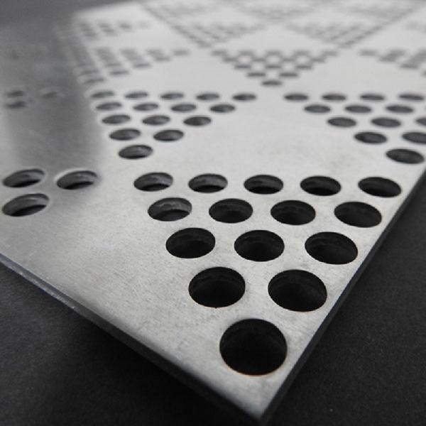 3mm SS Round Hole Perforated Metal Panels For Wall Panelling With Floding Edge