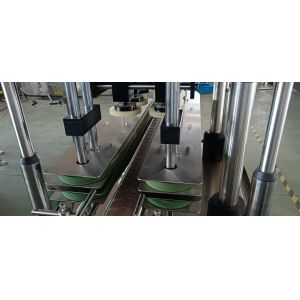 Detergent Linear Capping Machine High Speed Bottle Capper