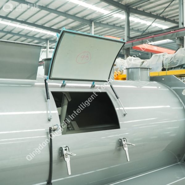 dry powder mixer