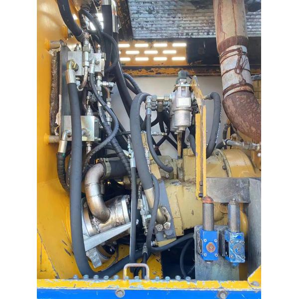 Powerful Diesel Used Rotary Rig BG25 for Construction Projects