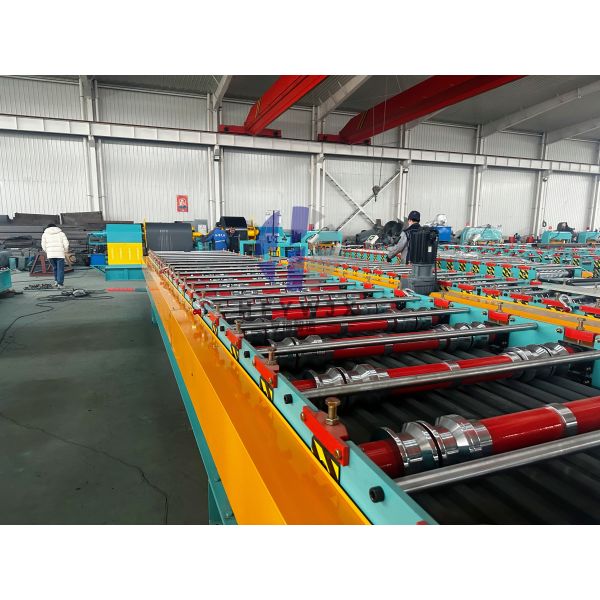 PLC Intelligent Trapezoidal Roll Forming Machine 40m/Min with 23 Stations