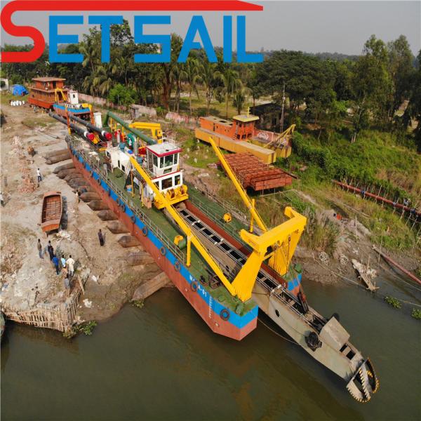 736kw Auxiliary Engine Powered Cyclone Type 28inch Cutter Suction Sand Dredger for River