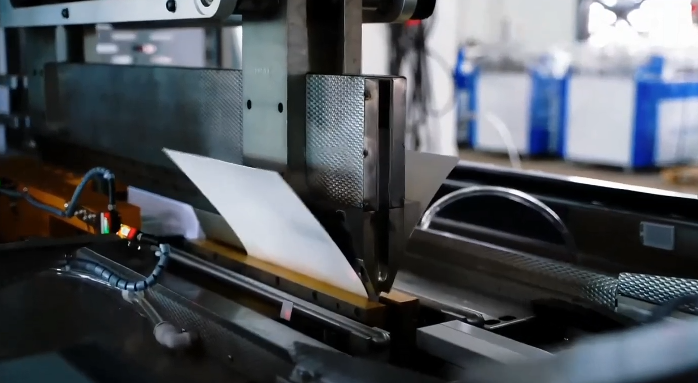 Flexible Machine Protective Cover Casing Providing Comprehensive Coverage and Enhanced Safety for Various Machine Types