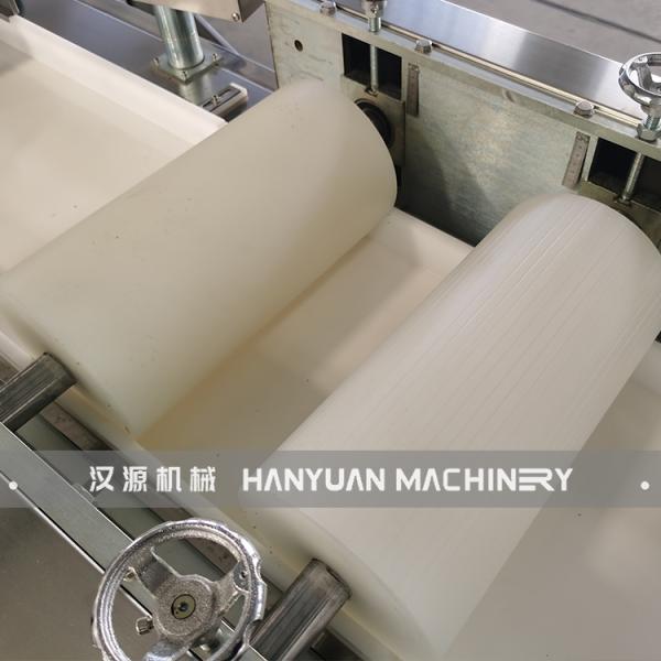 Automatic Peanut Candy Cutting Making Machine For Industrial Production