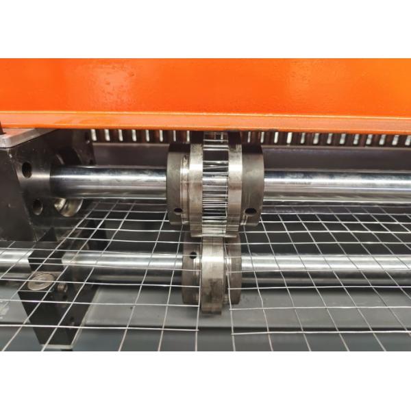 Hole Size 1 Inch Width 7 Feet Welded Wire Mesh Machine Breeding