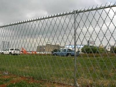 Straight Line Razor Wire Galvanized Welded Razor Barbed Wire Mesh