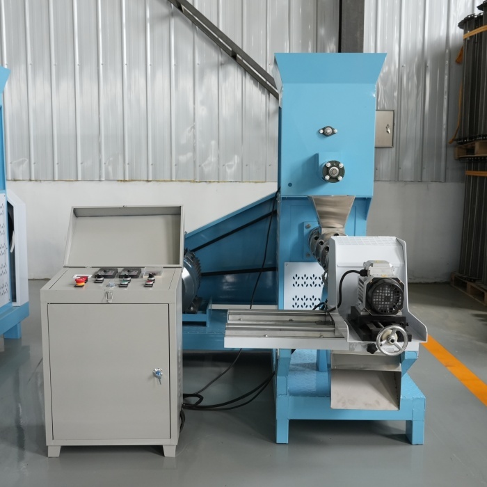 Auto Control 380V Poultry Floating Fish Food Machine Small Feed Granulator Machine