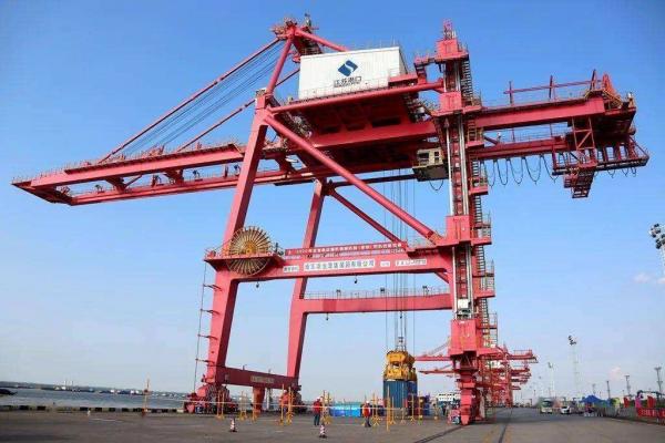 Buy Quay STS 50t Harbour Portal Crane at wholesale prices
