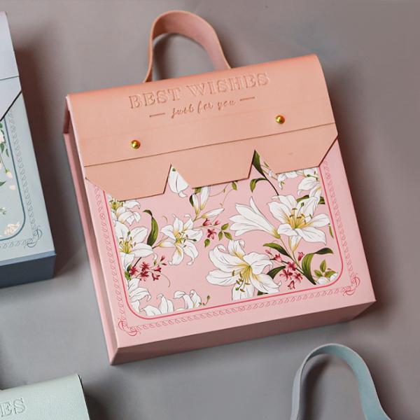 Custom High End Personalized Design Reusable Paper Suitcase Gift Box For Children