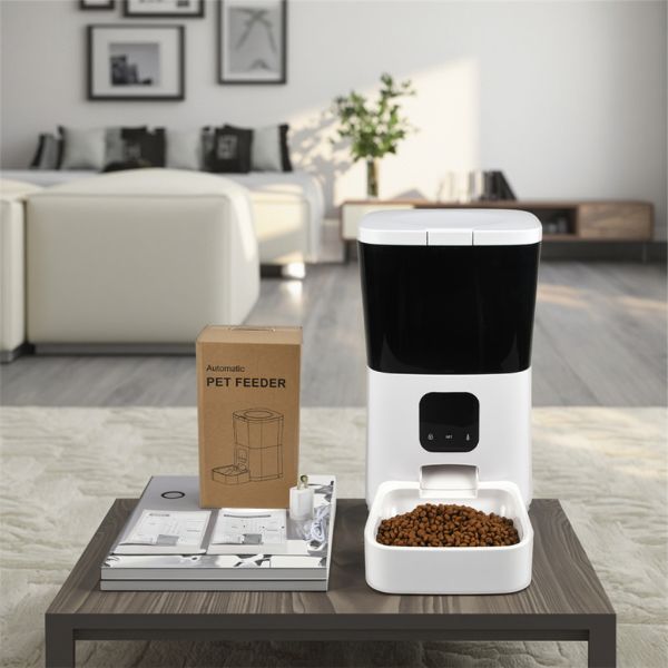 Cross-border Eco-Friendly Plastic Smart Pet Feeder for Dogs Automatic Timing Quantitative Feeding Battery-Powered Camping Puppy