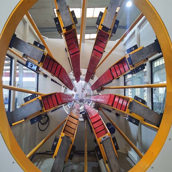 PE series vacuum calibrating method pre-insulated pipe outside casing extrusion line