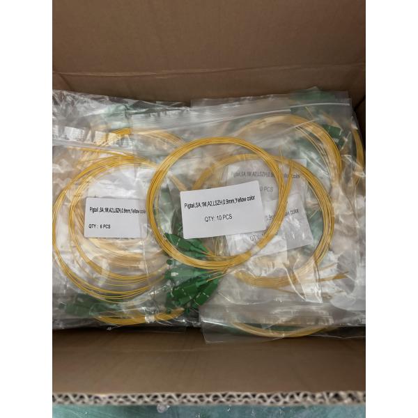High Effective SC APC Fiber Optic Pigtail 0.9mm For Patch Panel Network