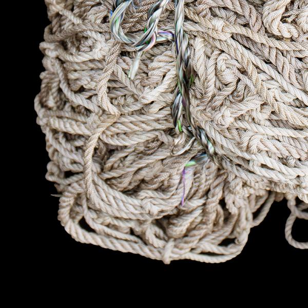 Flat webbing lifting cargo safety net for falling object protection