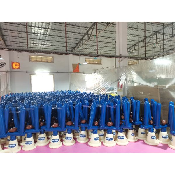 Custom Branded Giant Inflatable Beer Bottle with PVC Plastic Material and LED/Hanging System Add-ons
