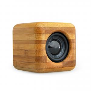 China Christmas Bluetooth Speaker, 100% Original Bamboo Material Decoration Mobile Speaker on sale
