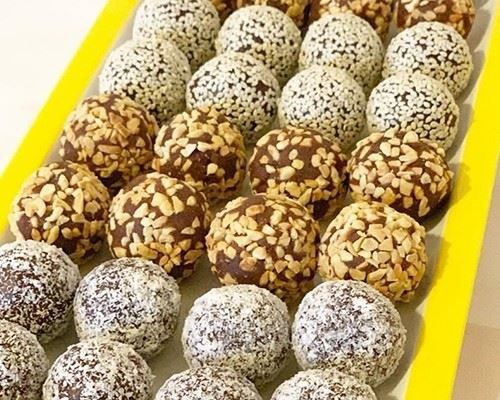 P160 Automatic Truffle Chocolate Ball Machine With PLC Touch Screen