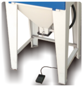 Upgrade Your Mold Sand Blasting Process With Precision Control And Dust Collection PVC Dispensing Machine