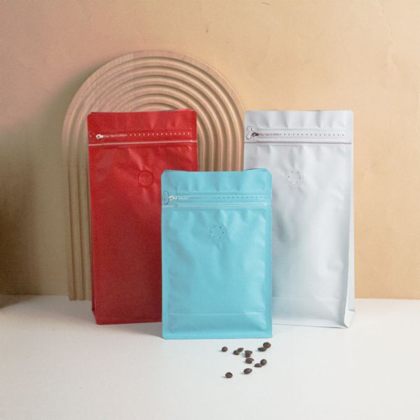 Custom Printed Black Edge Gusseted Stand-Up Pouch Eight Side-Sealed Zipper Flat Bottom Food-Grade Plastic Coffee Packaging Bags
