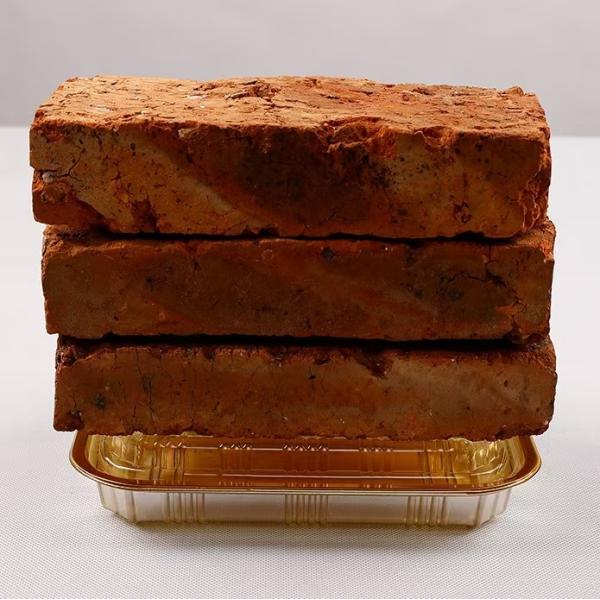 Customized Disposable Golden Beef And Mutton Roll Packaging Box Plastic PP Salmon Sushi Packaging Takeout Box