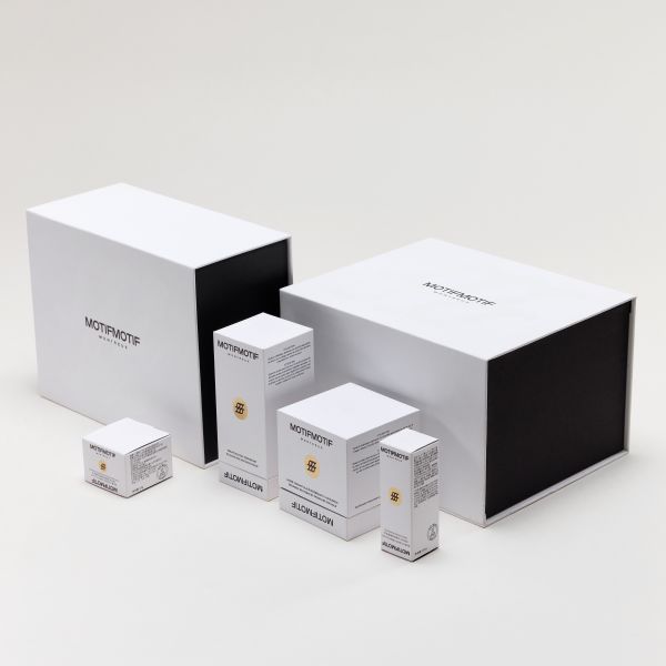 Foldable Cosmetic Packaging Box Rigid Gift Packaging Box With Ribbon Closure