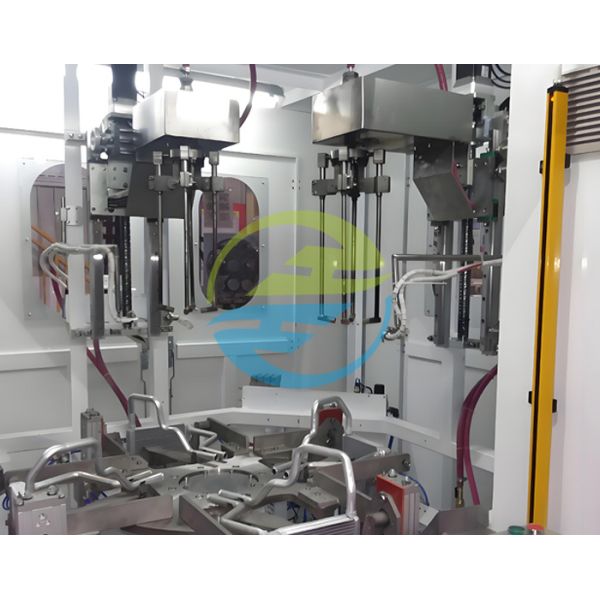Wireless Automotive Diagnostic Testing Device Featuring Real Time Data Monitoring and Comprehensive Vehicle Coverage