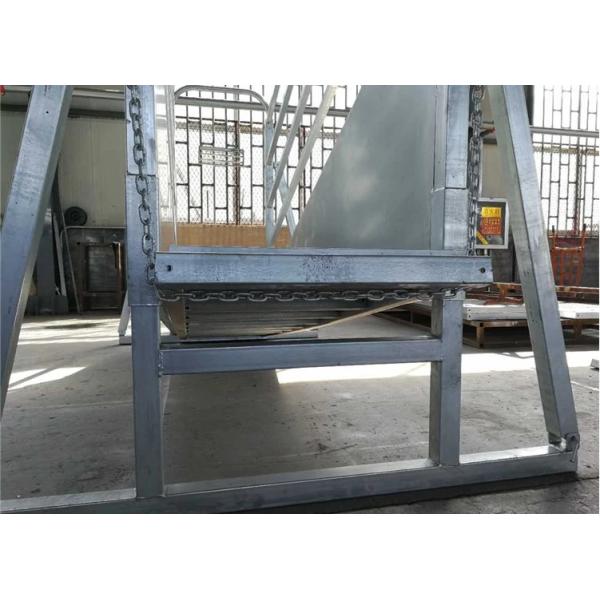 Adjustable Galvanized Cattle Chute Loading Ramp HDG Adjustable 6 Rail Cattle Panels Loading Ramp 2.4h x 3.6L Slide Gate