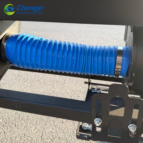 Iron Corn Thresher With Blower Durable Maize Shelling Cleaning Machine