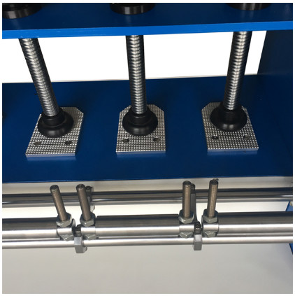 Electronic Laboratory Testing Equipment For Rubber / Leather Sole Folding Resistance Test