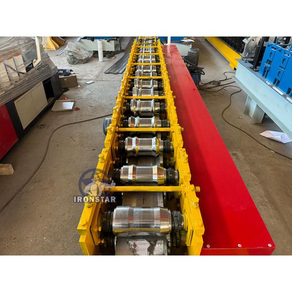 Rolling shutter door roll forming machine in Nicaragua