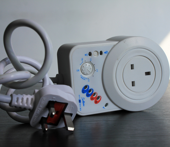 AVS15A 230V micro appliance fridge guard automatic voltage protector switcher