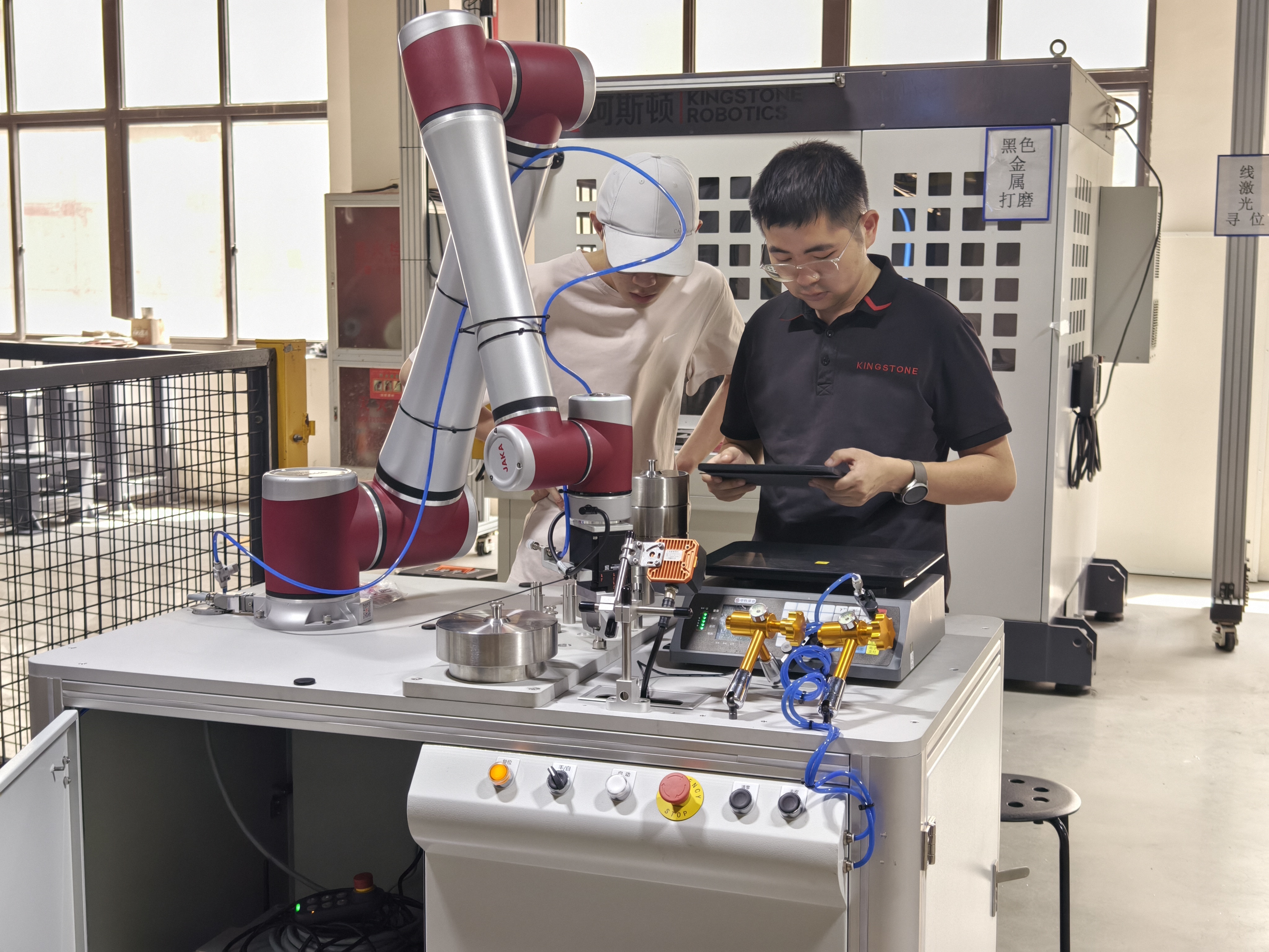 Flash Removal Robotic Grinding Machine For Cylinder block