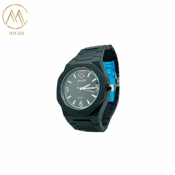 Mineral Dial Window Material Round Case Shape Quartz Wrist Watch