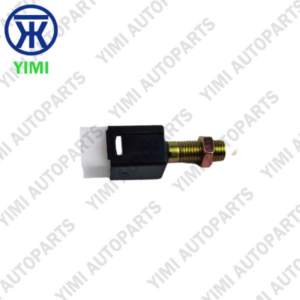 Brake Light Switch Stop Lamp Sensor 12V/24V High-Temperature Engineered Plastic OEM Standard for ISUZU NKR94 TFR Truck