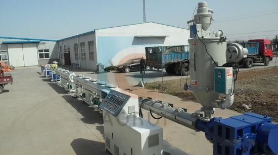 CE Plastic Pipe Extrusion Line Single Screw PE Plastic Pipe Extruder Machine