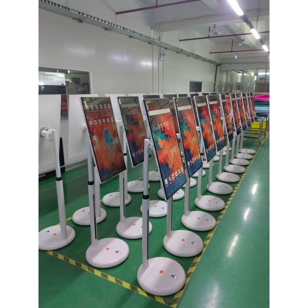 32 Inch Android 13 Touch Screen Kiosk with Mobile Stand and Interactive Digital Signage