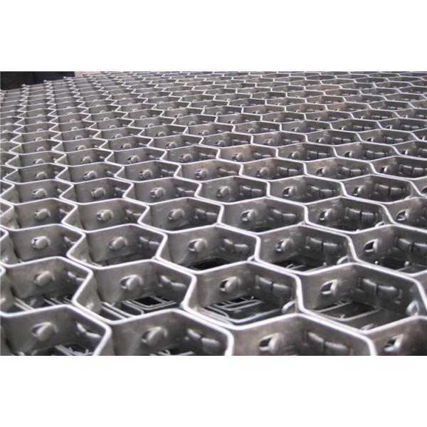 Sample Available Stainless Steel Or Low Carbon Material Hexmesh Refractory For Refractory Matter