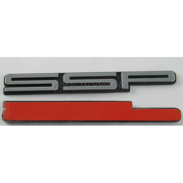 Vertical Type Vacuum Metalizing Machine , Chrome Metalizing on Car Plastic Parts