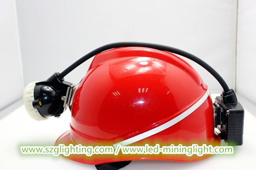 3.7V IP67 CREE Mining Cap Lights With Rear Warning Light Atex Certification