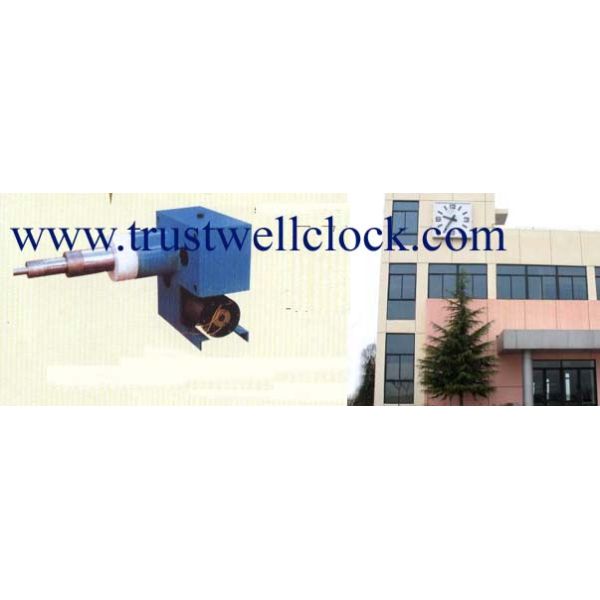 Movement for tower clocks with three hands- minute hand, hour hand and second