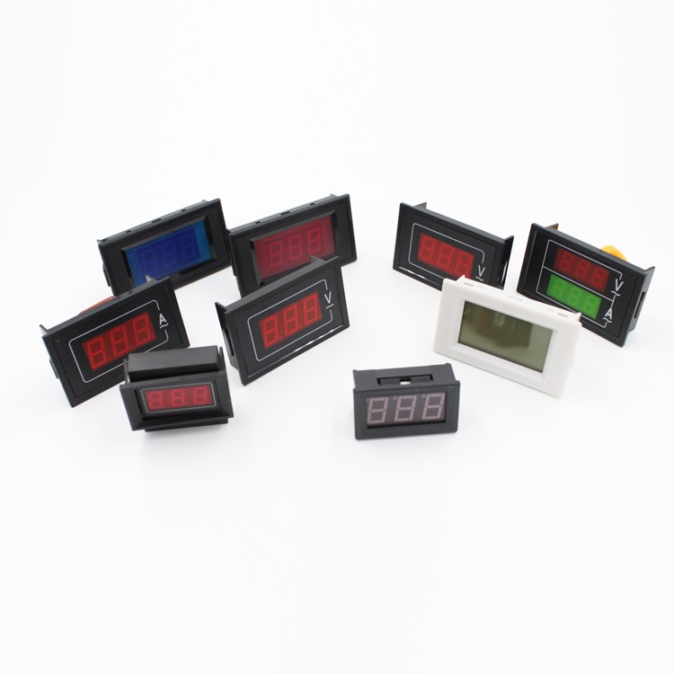 Highly Accurate Mini Panel Volt+Ampere Meter 4.5 Digital LED Display 400A DC Current 8-24V DC 0.01% Accuracy CE Single Phase