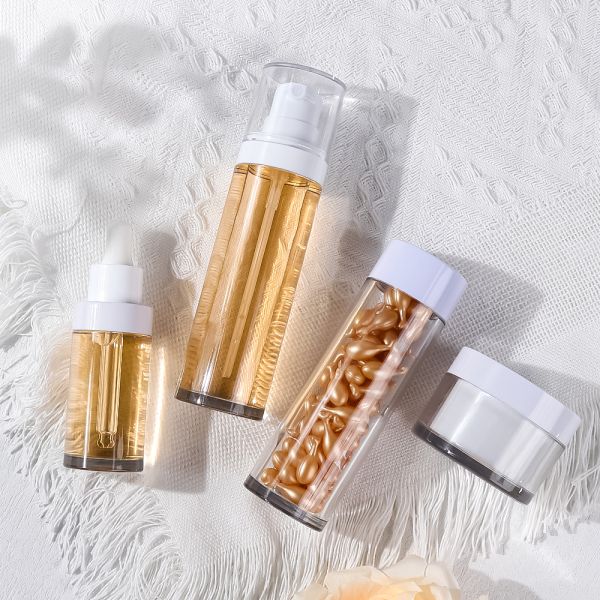 Thick wall spray bottle for facial mist and toner spray