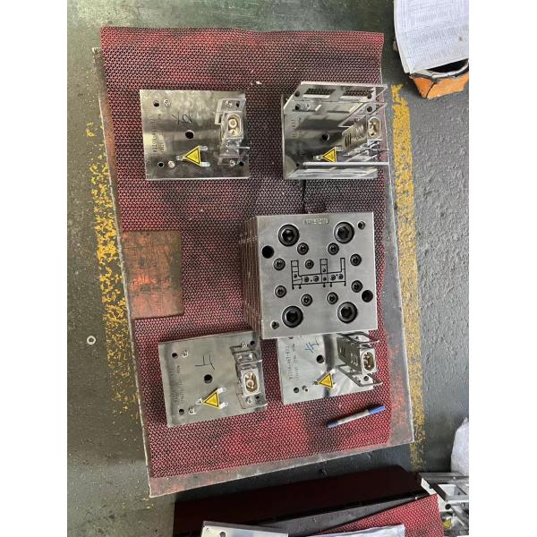 AutoCAD Designed Upvc Frame Tools for Flooring Molding and Wall Panel Plastic Cladding