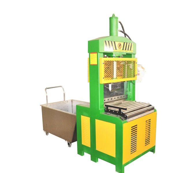 5.5KW PLC Controlled Rubber Cutting Machine with Customizable Cutting Width