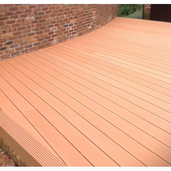 135 X 25 UV Resistant WPC Composite Decking Waterproof Interlocking Deck Boards
