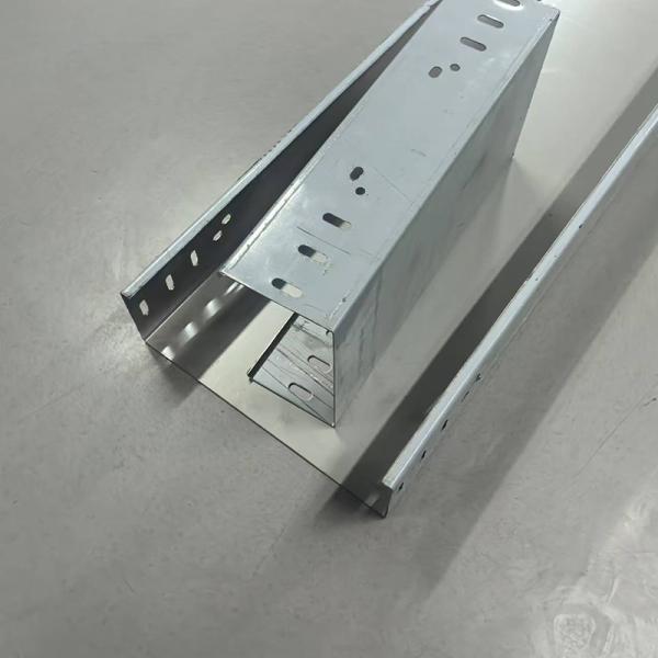 Adaptable Stainless Steel Raceway Cable Tray Easy Modify Types 1.2mm Electrical Cable Management