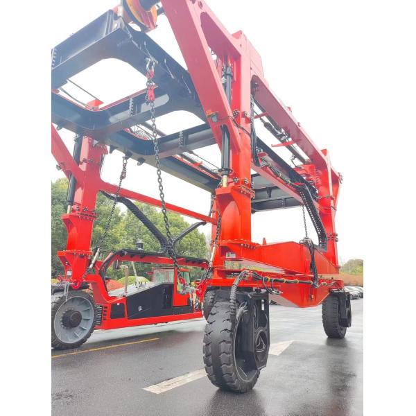 Straddle Carrier 50t