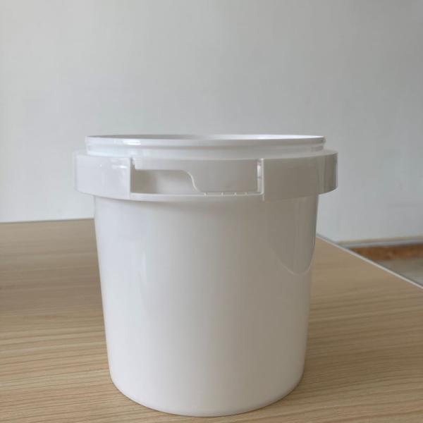 Customize Your Packaging with 2L Round Plastic Buckets and Tamper Evident Handle