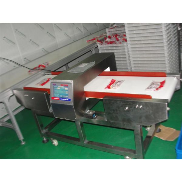 High Sensitivity Conveyor Metal Detector Food Processing Machine Full Digital And Stability